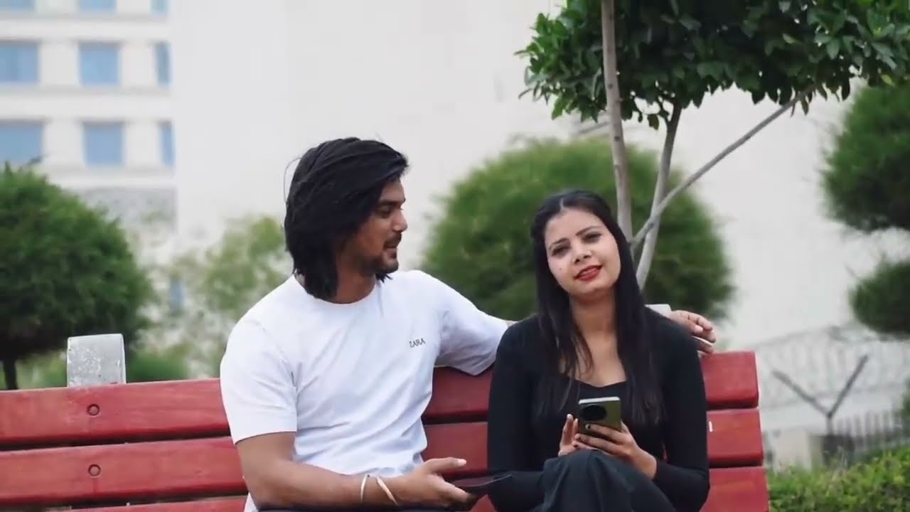 Extra Hand Prank Romantic Girl 😂🤣😍