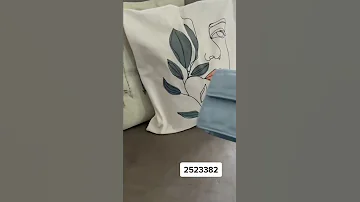حقائب من Shein مع رقم كل قطعة 