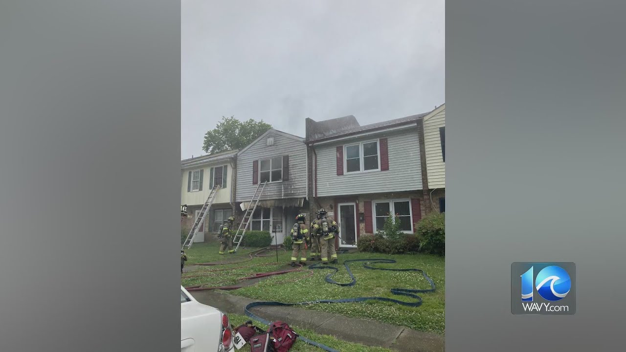 One displaced after Norfolk house fire - YouTube