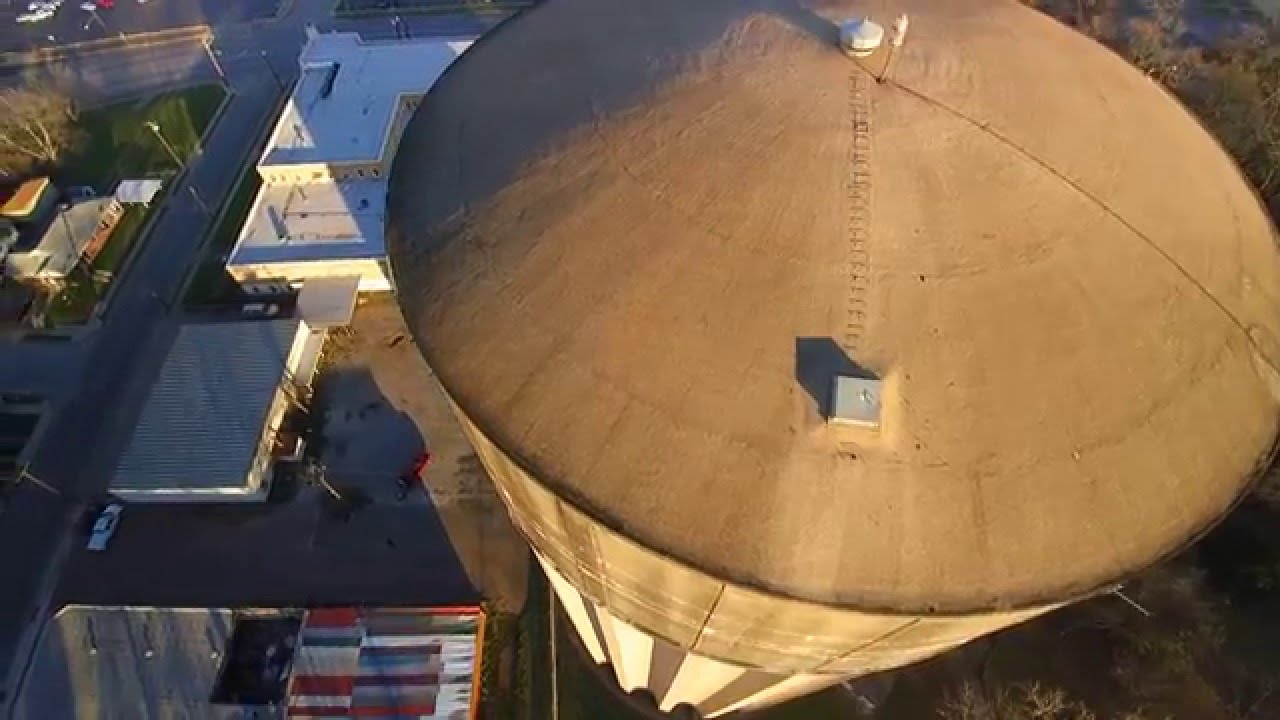 Concrete water tower,downtown Tyler.Built in 1957 YouTube