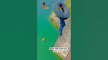 Kesa lga water tube stunt comment plz😱#watersports #swimming #trending #viralvideo #shortvideo