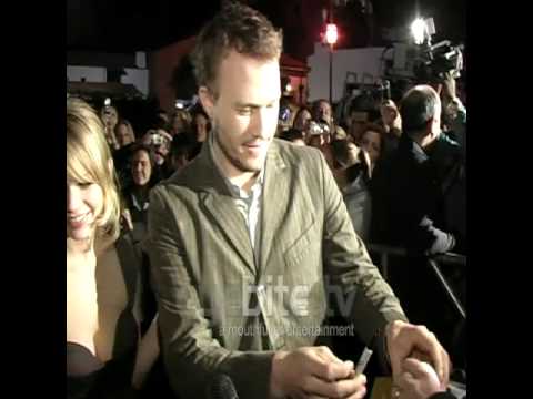 Heath Ledger chats with fans at the Santa Barbara ...