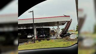 Severe thunderstorms hammer south suburbs of Chicago