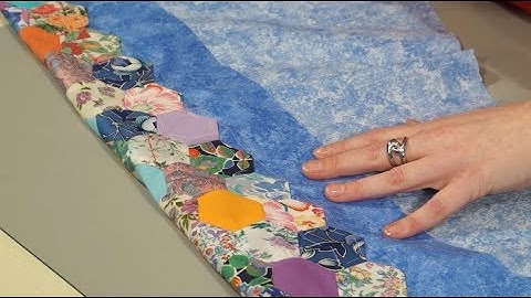 Finishing your English Paper Pieced Quilt with Nancy Adamek (Taster Video)