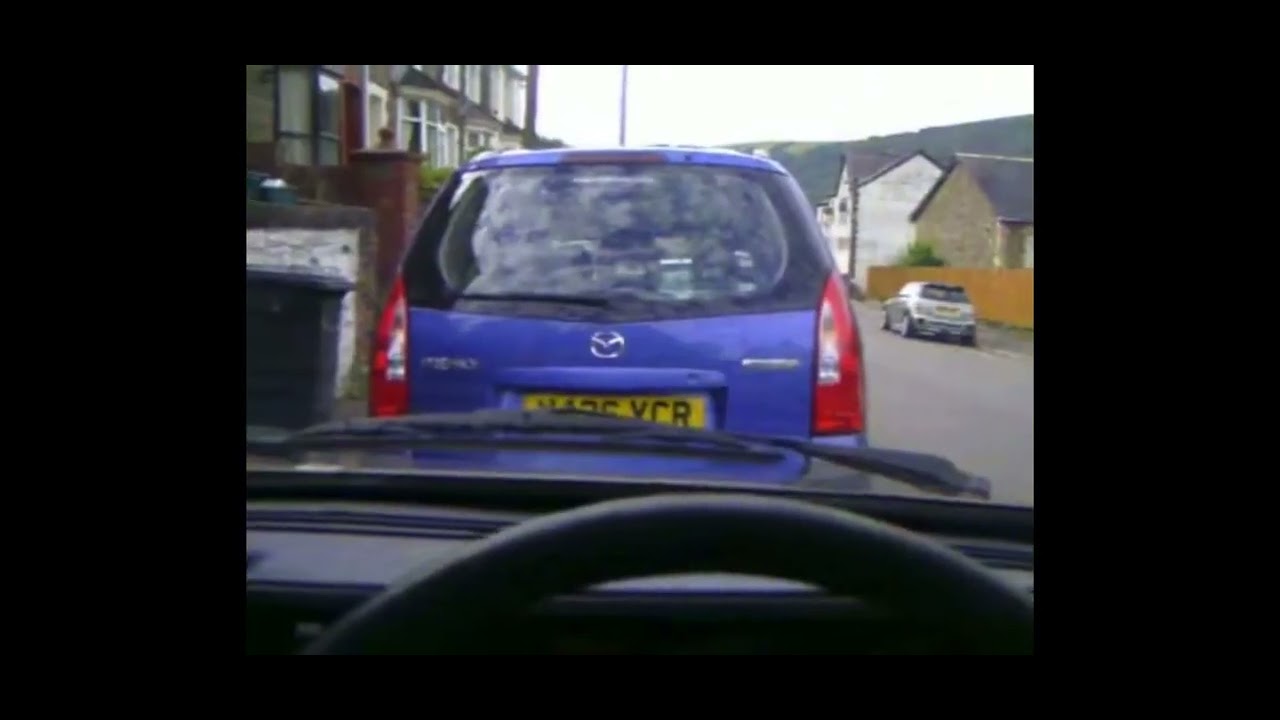 Very old footage from around 2010 of my dads Metro VDP automatic E102UTH now sadly long gone!