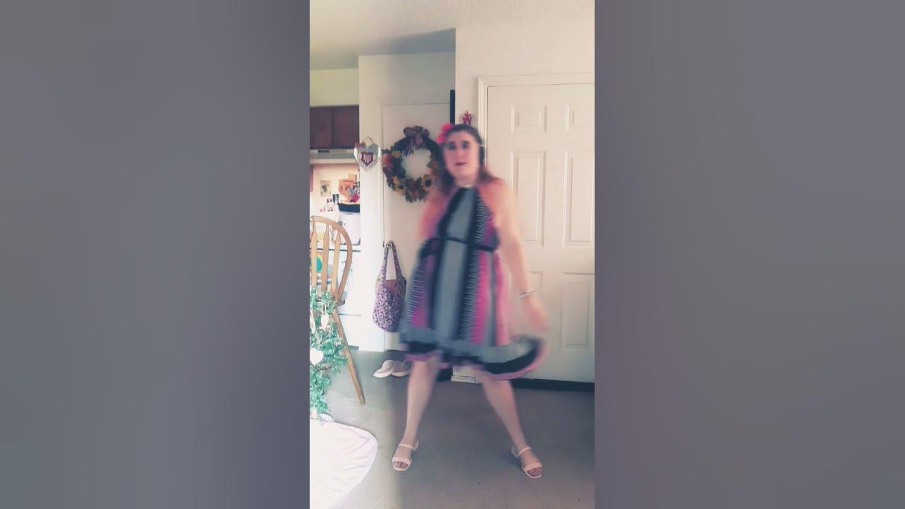 I know when that hotline BLING! #music #drake #hotlinebling #fonnyvideo #musty #fnnny #funny #dance I know when that hotline BLING! #music #drake #hotlinebling #fonnyvideo #musty #fnnny #funny #dance