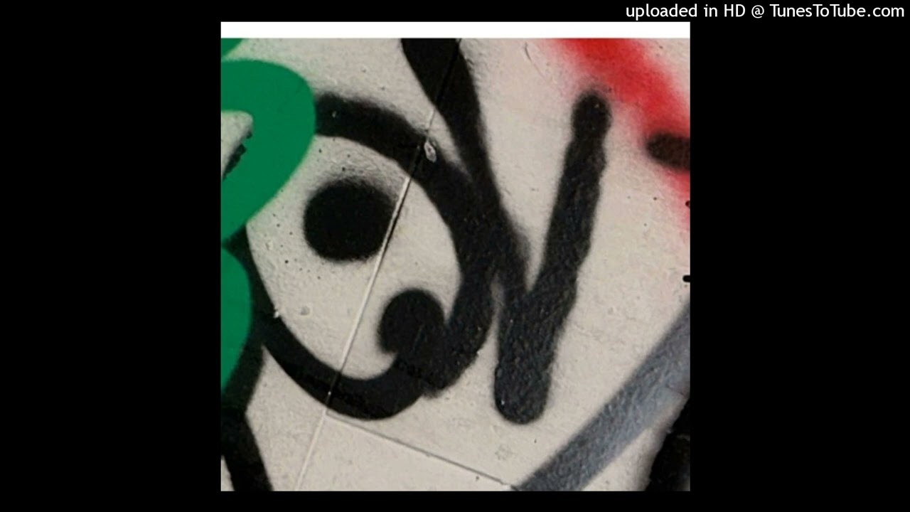 1600J - Wardrobe (Flea Diamonds)