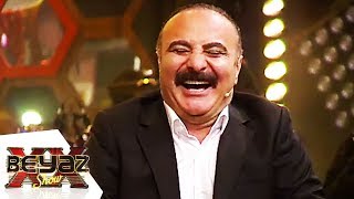 Cengiz Bozkurt, Kanal D Binasının Havuzuna Düştü - Beyaz Show