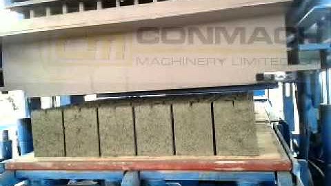 Conmach BlockKing-25MS Concrete Block and Interlock Making Machine during 15 cm Block Production 2