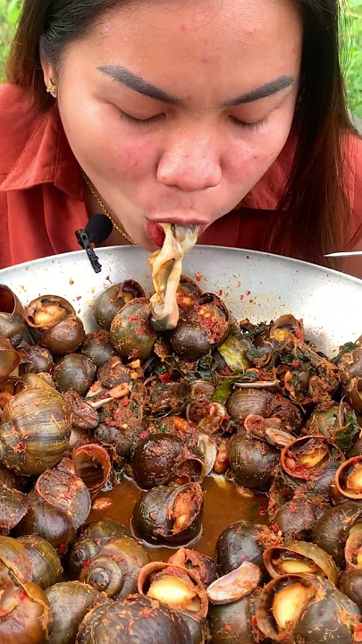 snail fried so yummy , snails recipe , seafood snails #shorts #short #eating 16