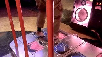 Amazing DDR Girl