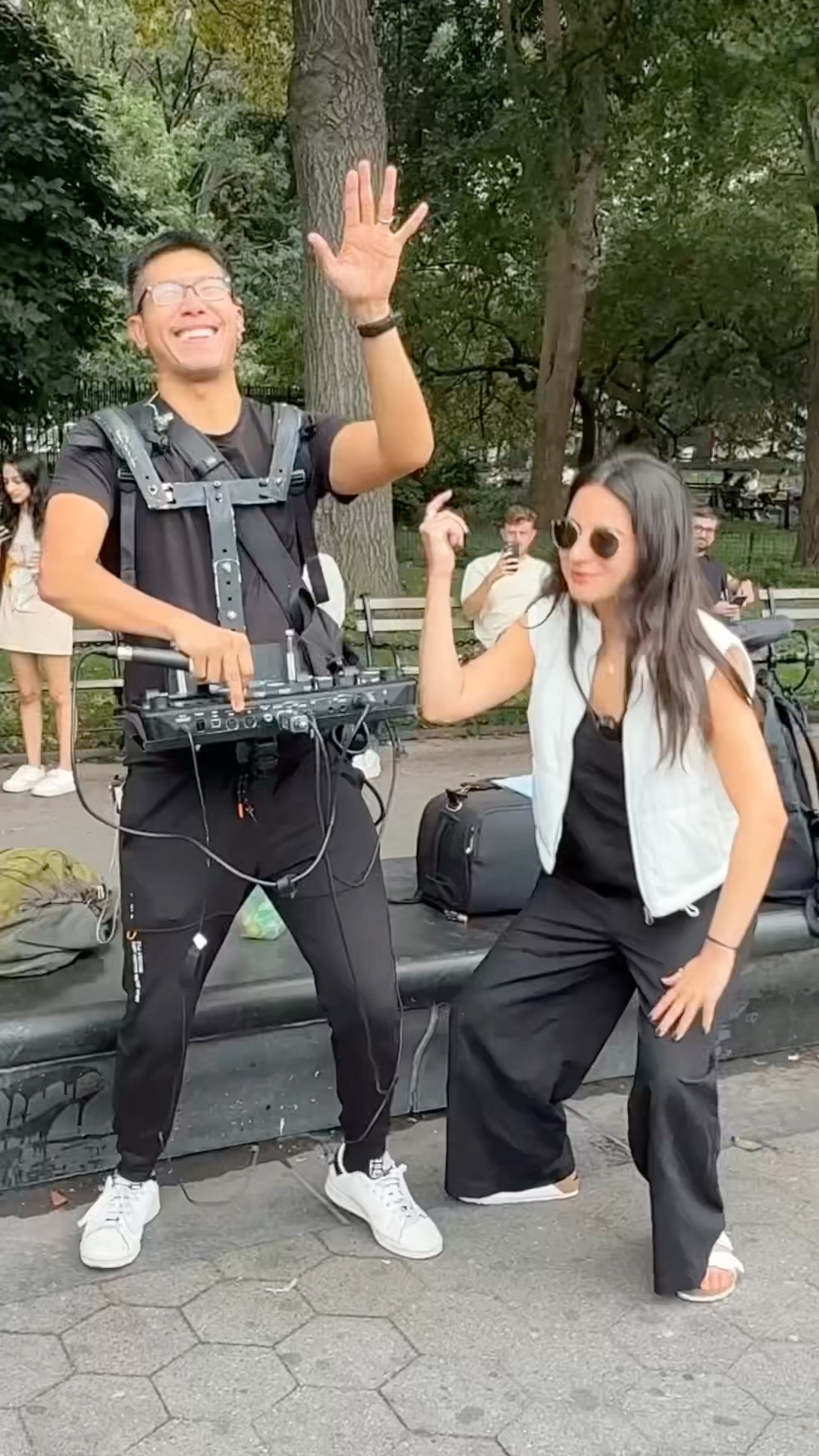 Making a beat with a STRANGER at the park! ? ?
