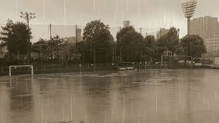 Rain Falling on the Ground -- Sepia-Toned Scenery | セピア色の風景 グラウンドに降る雨