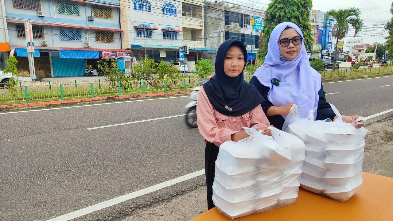 Jendela Indonesia sedang live sekarang!