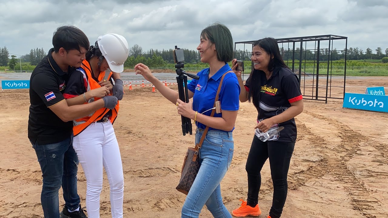 เบื้องหลังการถ่ายทำ รถขุด Kubota #น้ำฝนดั้มซิ่ง