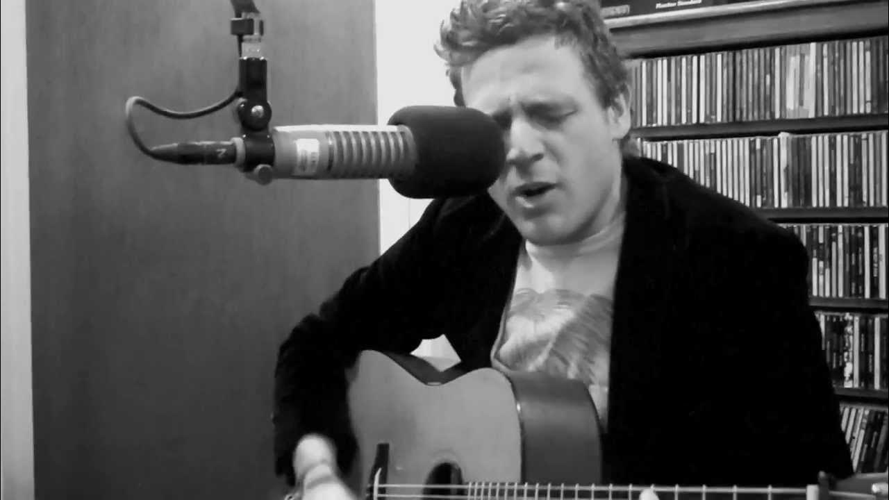 Korby Lenker - Hurts Me So - Live in the Lightning 100 studio Korby Lenker - Hurts Me So - Live in the Lightning 100 studio