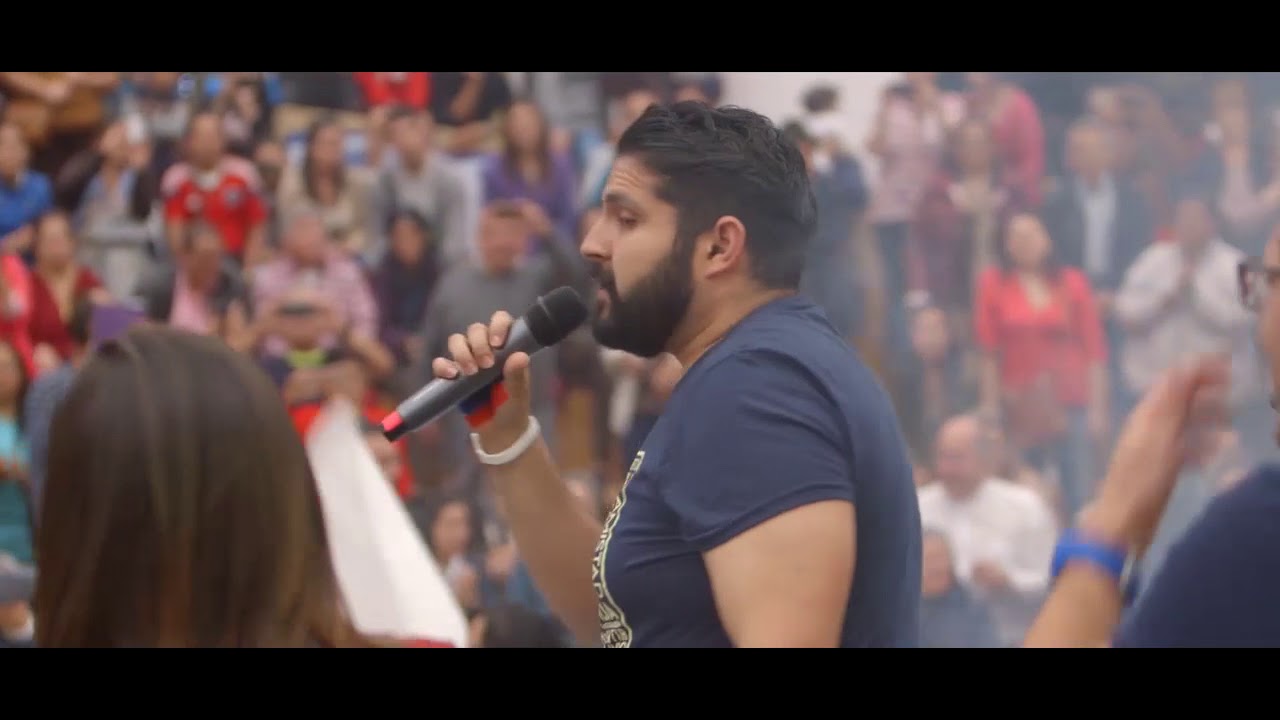 Así fue el lanzamiento del himno oficial de la visita del Papa - YouTube