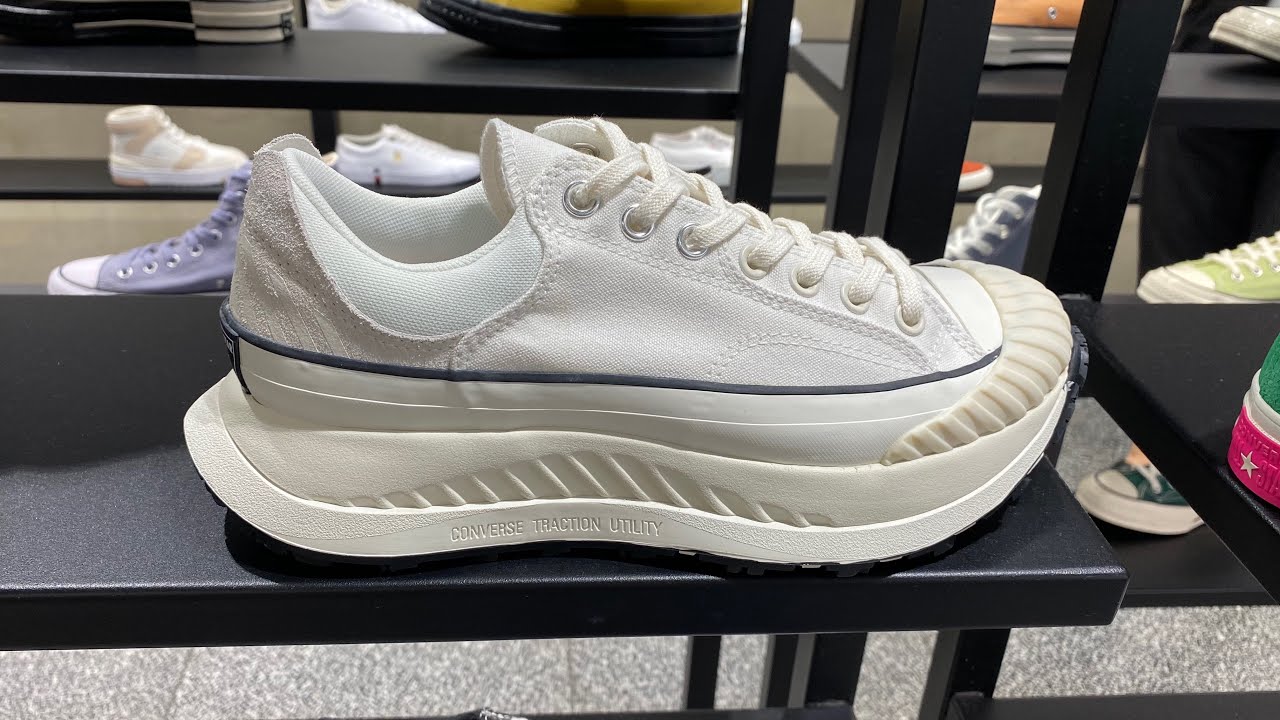 Converse Chuck 70 AT-CX (Vintage White/Egret/Black) - Style
