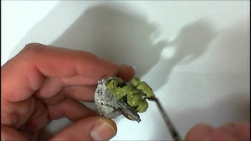 Painting Tutorial-Warhammer 40K, Skull Bearer Space Marine, Part 2, Vid 65