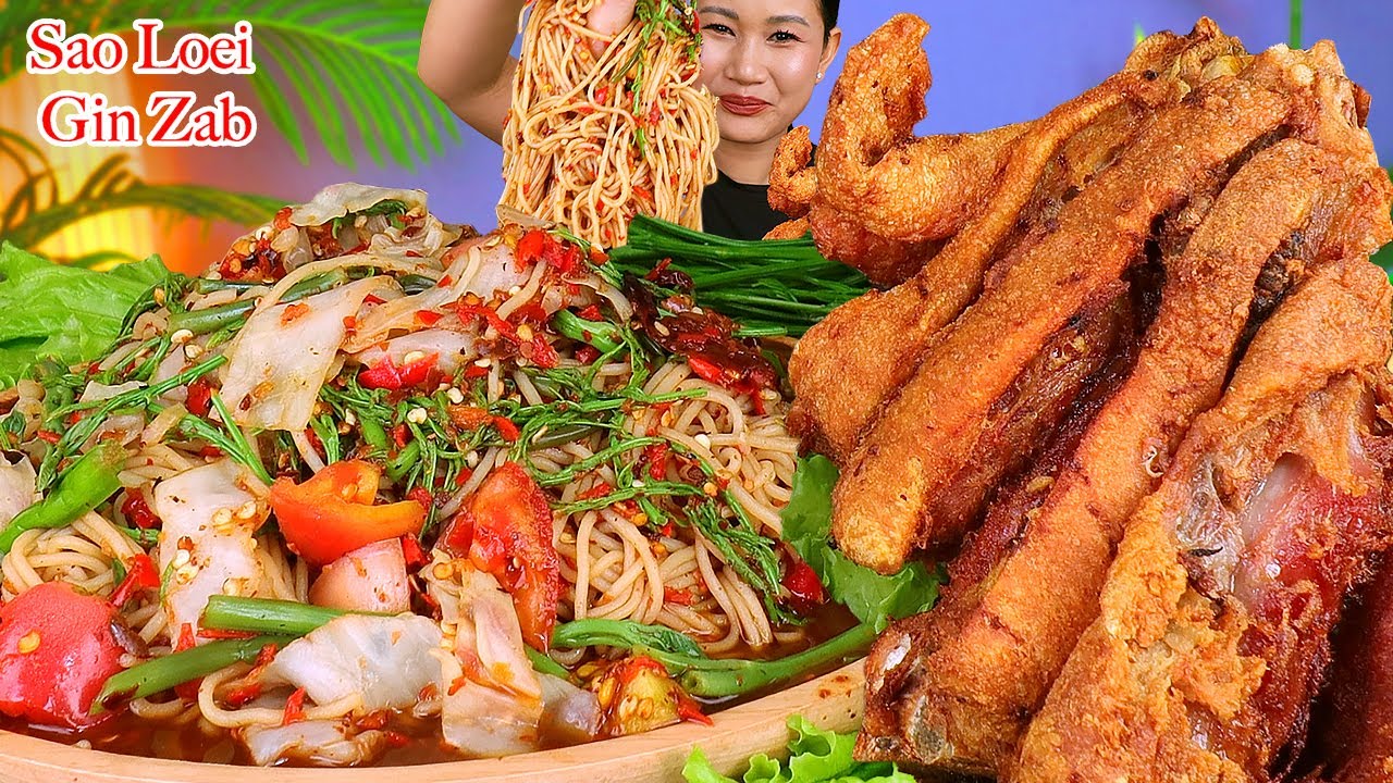 กินซั่วขนมจีนเผ็ดๆ‼️ ขนมจีนเหนียวนุ่ม ขาหมูทอดกรอบ ชะอมแซ่บๆจ้า