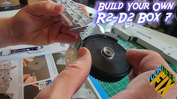 Fanhome Build Your Own R2-D2 Box 7