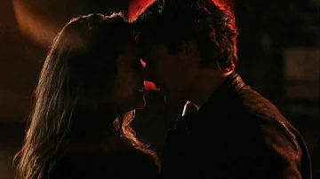 TVD 6x20 - Elena gets her memories of Damon back, the cure worked and she's human again | Delena HD