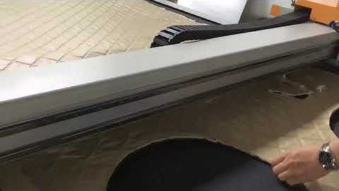 Oscillating knife cutting machine cutting on Car mats from wisdomcnc