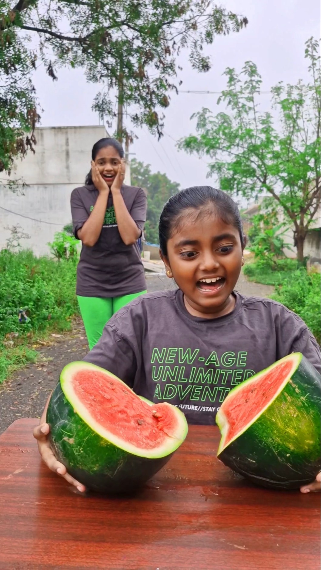 watermelon PRANK on my sister ?? Tom\u0026Jerry ? DiyaIshwarya #shorts #viralvideo