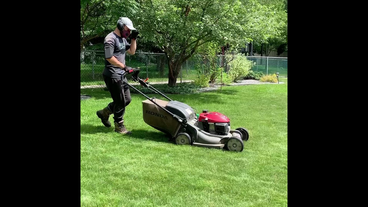 Legendary Lawn Care Services NW YYC - LLawns.ca
