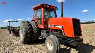 ALLISCHALMERS 8050 Tractor Planting Soybeans