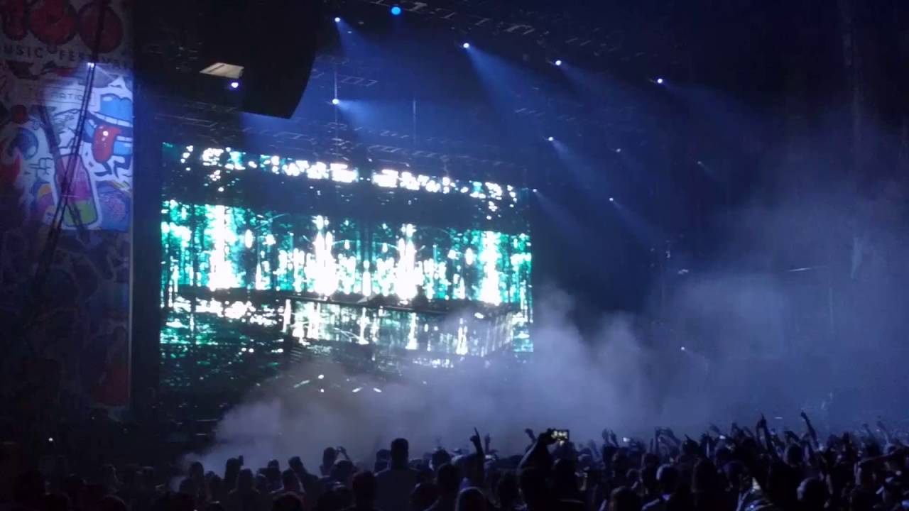 Calvin Harris This Is What You Came For Billboard Festival 2016