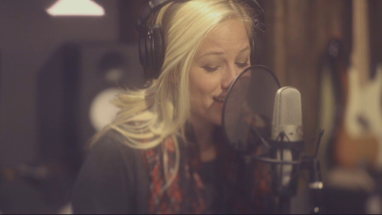 Adam Bravo and Company feat. Jenny Kidd and Nic Jackson - Let's Get Married