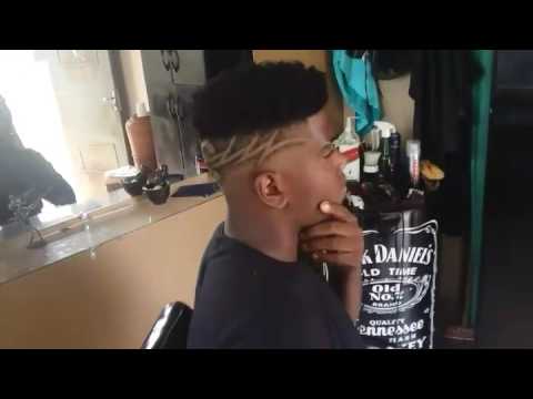 corte de cabelo degrade negro