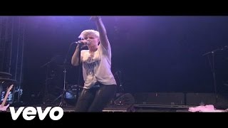 Robyn - With Every Heartbeat (Live at V Festival, 2008) Resimi