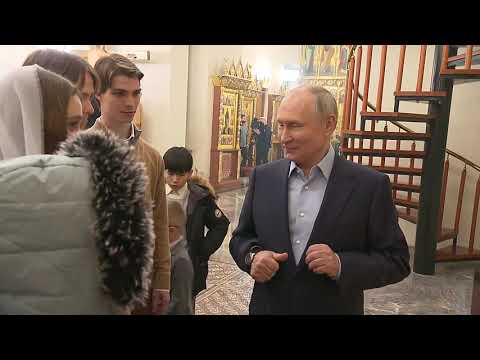 Владимир Путин встретил Рождество в домовой церкви в Ново-Огареве