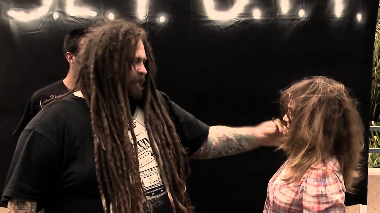 Hanna's Video Blog #5 - "the pyramid of hate" JFA