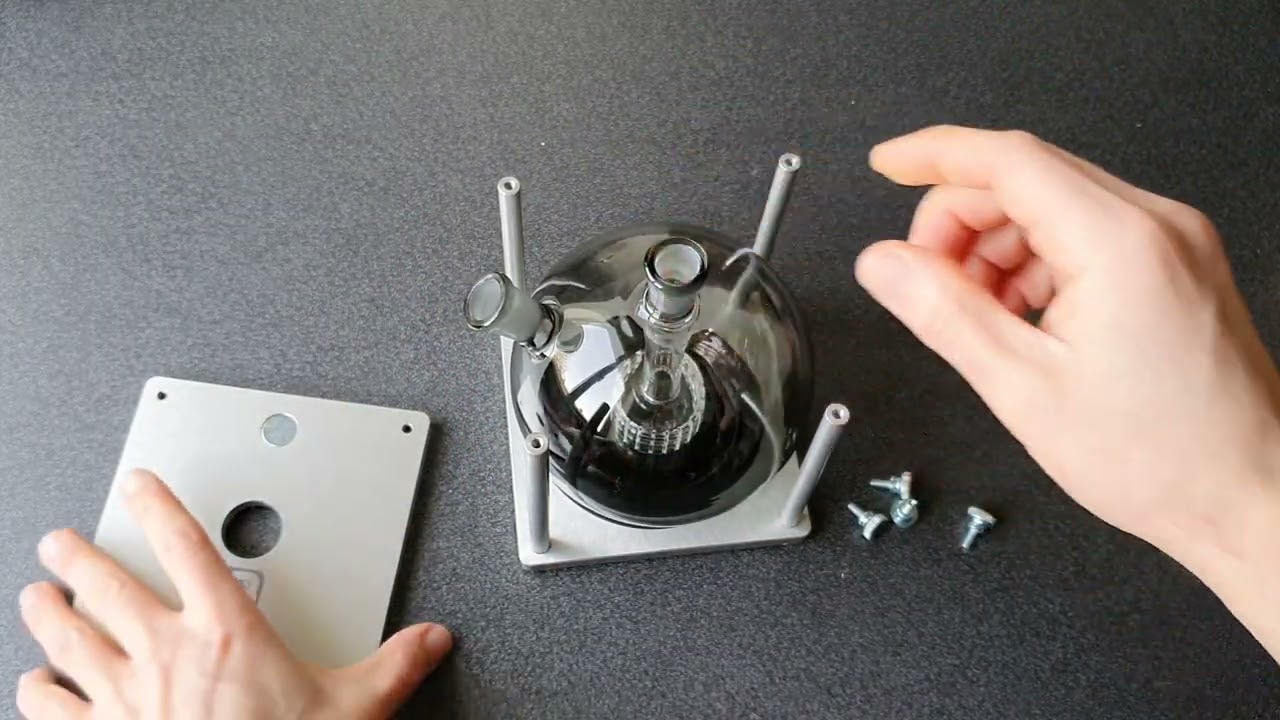 Mega Globe Cage Stand Build Setup