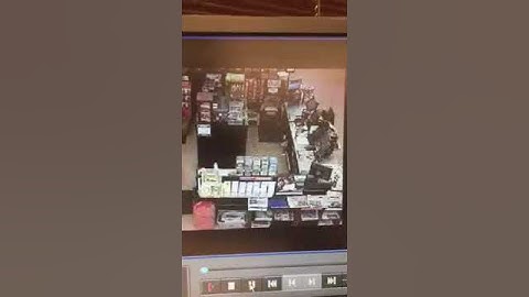 Guy tries to break into register at Albertsons/Safeway. THIS IS A MUST SEE VIDEO!!!!!!!!!!! Caught
