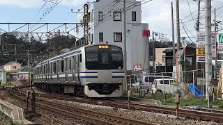 JR横須賀線下り11両編成普通逗子行きE217系1015SY-48横クラが、JR逗子駅3番線に到着！【池田踏切No.22】