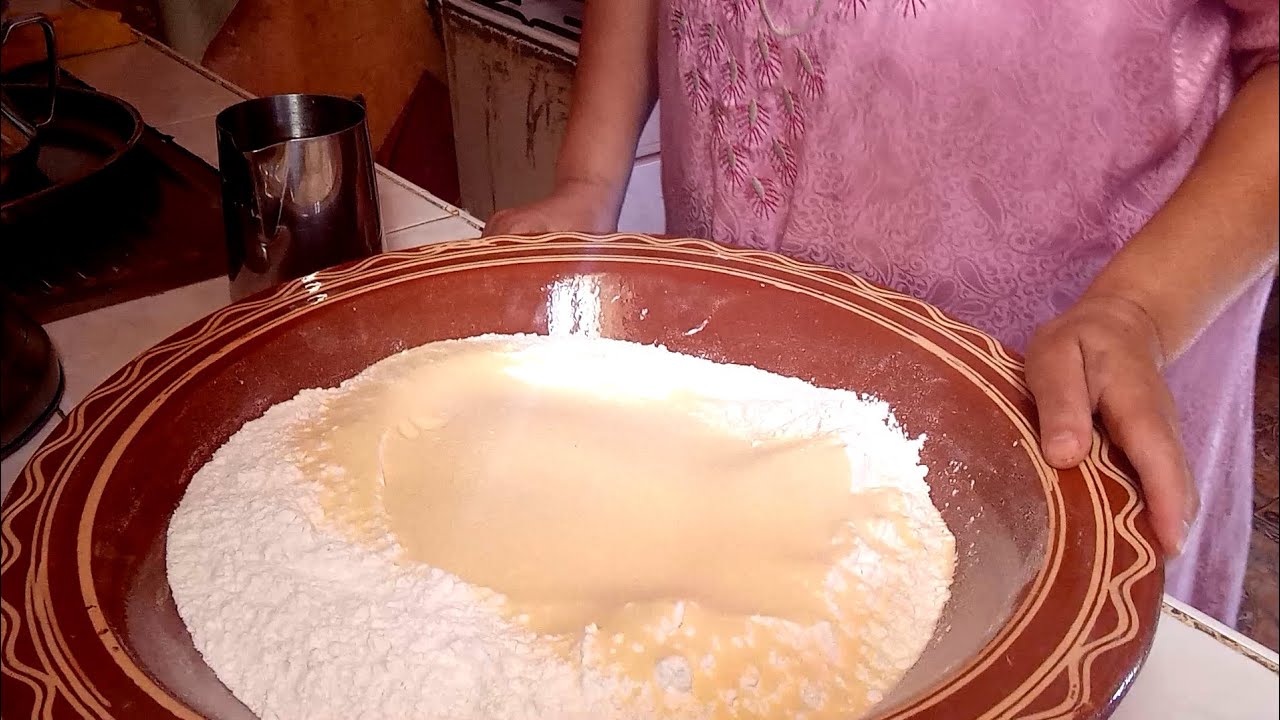 لحبيبات ديالي روتين الخبز ديال الدار عندي سير 😍 بدون سكر كيجي محمر يسلام دخلو احبيباتي تشوفو 🥰