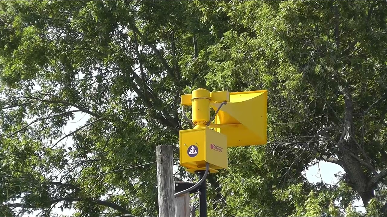 Federal Signal Thunderbolt 1003 Special Test | Alert & Undulating Hi-Lo | Bement, IL | 8/6/24