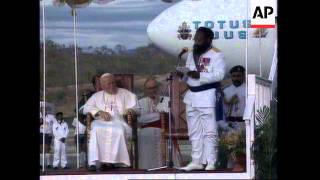 PAPUA NEW GUINEA: PORT MORESBY: POPE JOHN PAUL II ARRIVAL