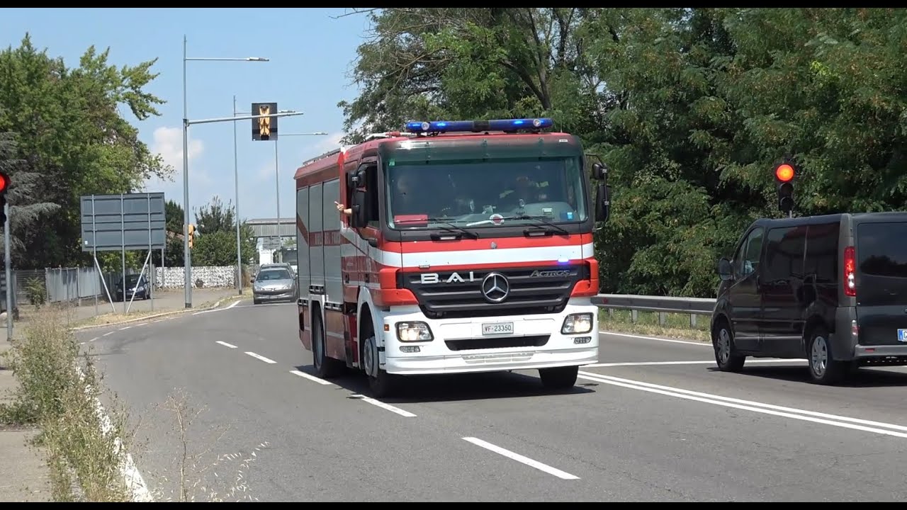 [X2 - HELLO] PARTENZA APS ACTROS VIGILI DEL FUOCO BOLOGNA IN SIRENA