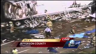 Multiple people killed in bus, semi crash on I-40
