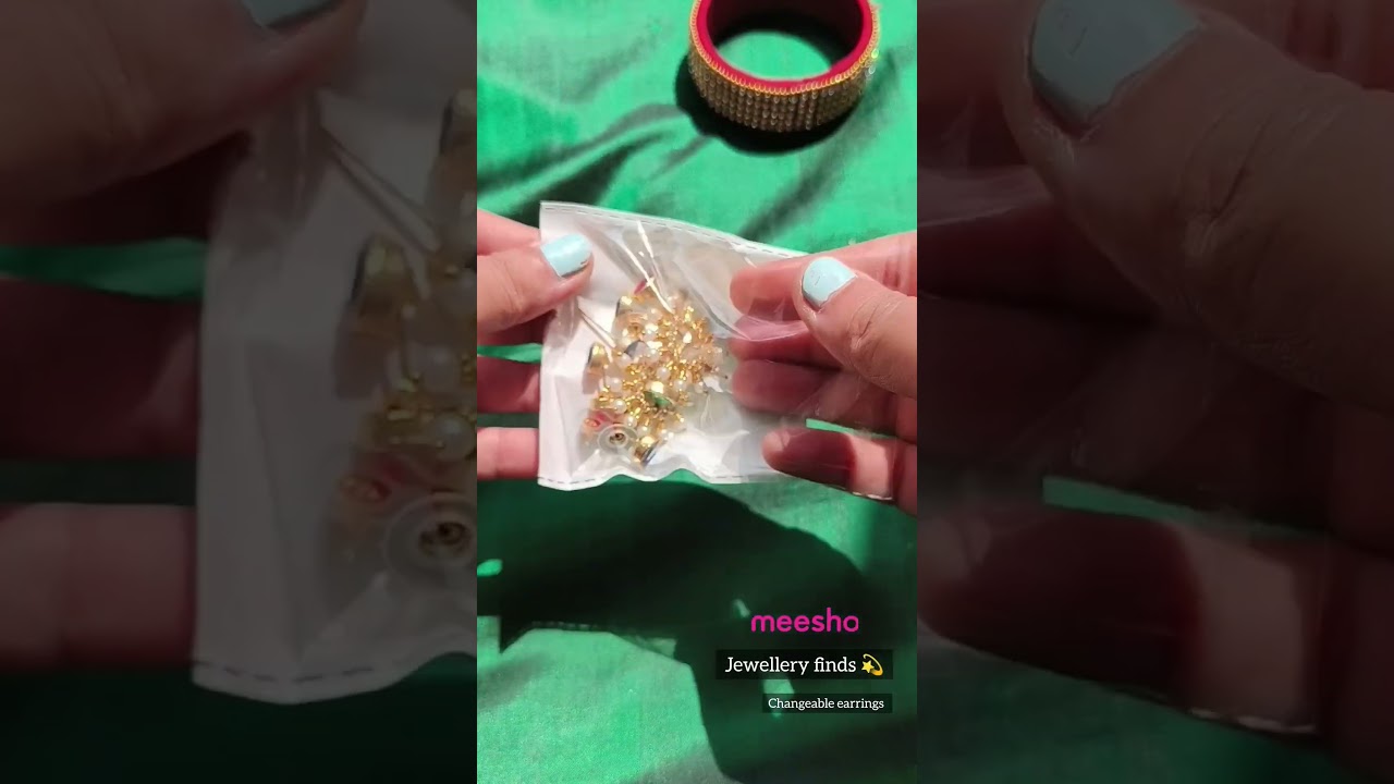 color changeable earrings from meesho, comment down for link 🔗 