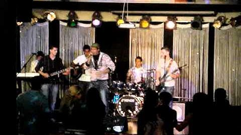 show   oliver onix  Dk