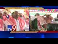 Janasena leader Pothina Mahesh distribute gift packs to Poor Muslims