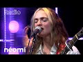 Néomí - ‘talk shit’ &amp; ‘so i let you (15th of June - evening)’ Live @ 3FM VoorAan