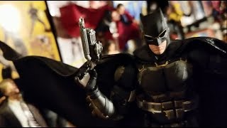Mafex - Batman (Tactical Suit) - Review Mafex - Batman (Tactical Suit) - Review