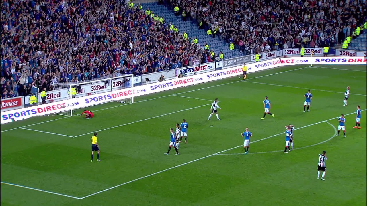 Watch Thompson's horrible penalty howler!